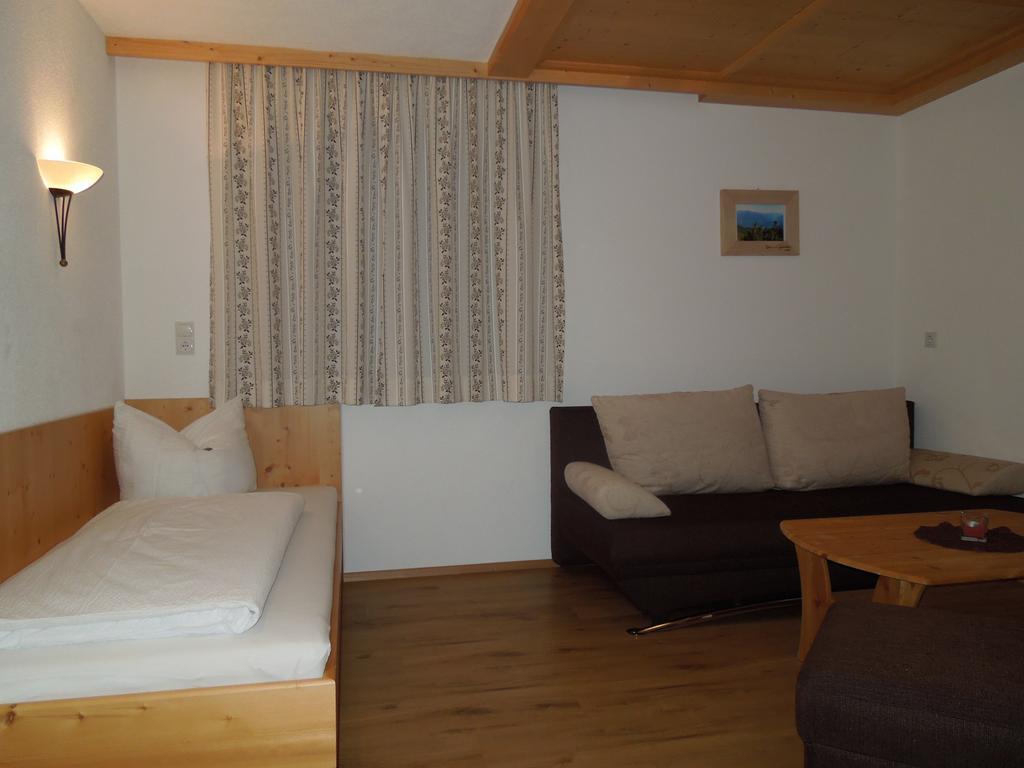 Haus Panoramablick Apartment Zellberg Exterior foto